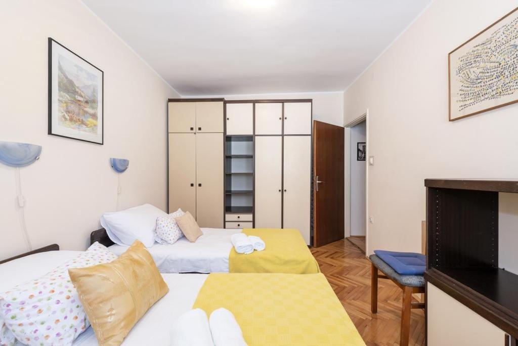 Apartments Tara, Sibenik - Mandalina エクステリア 写真