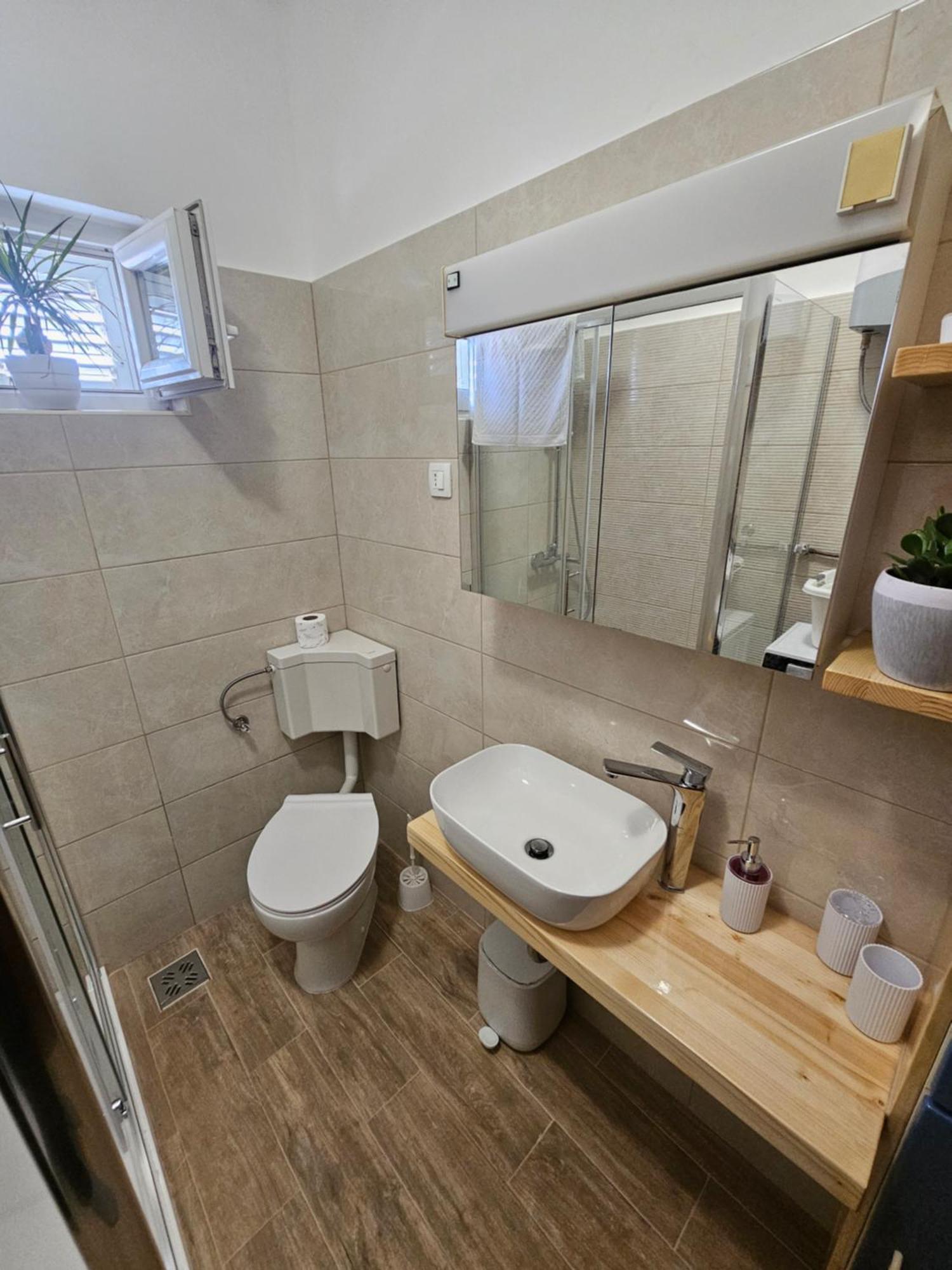 Apartments Tara, Sibenik - Mandalina エクステリア 写真