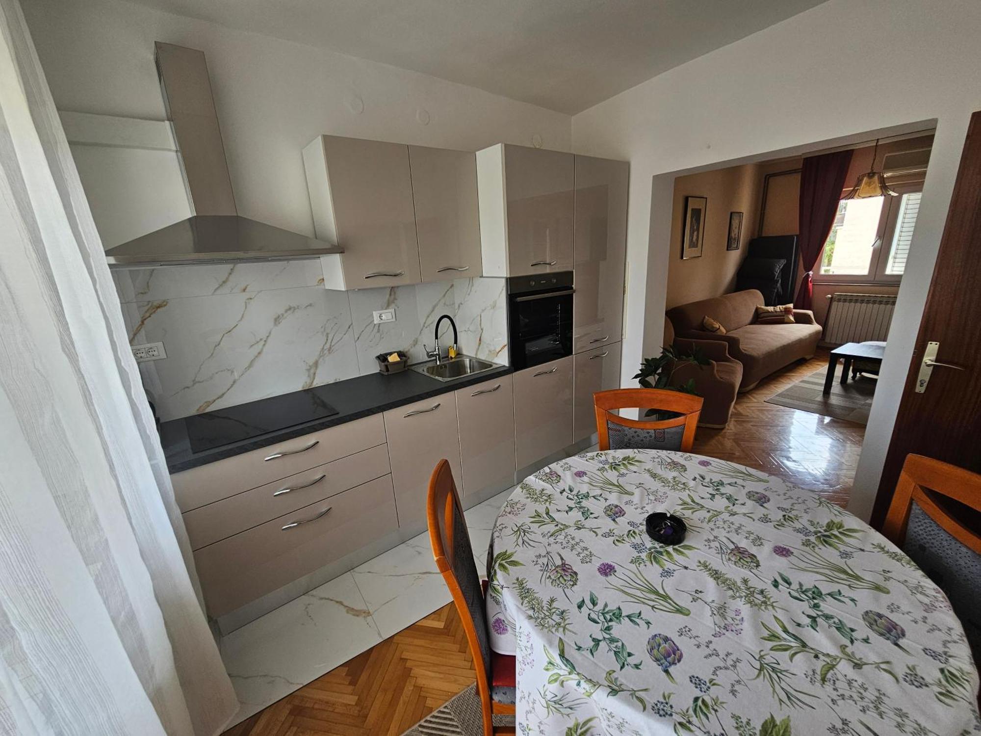 Apartments Tara, Sibenik - Mandalina エクステリア 写真